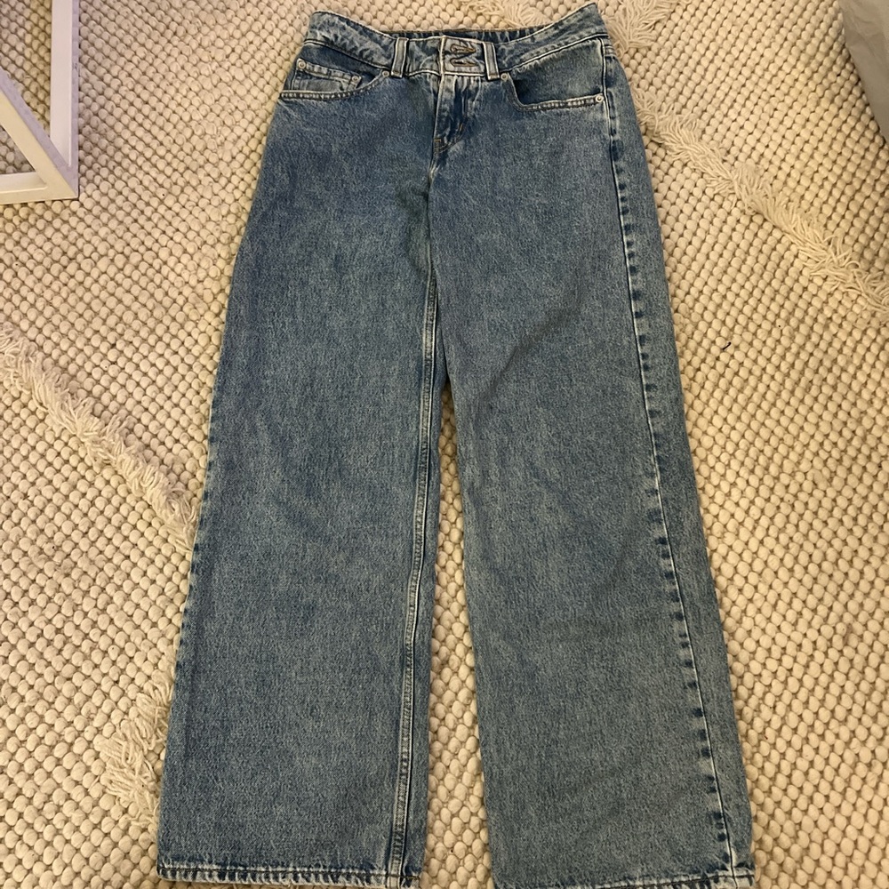 Levi’s superlow jeans